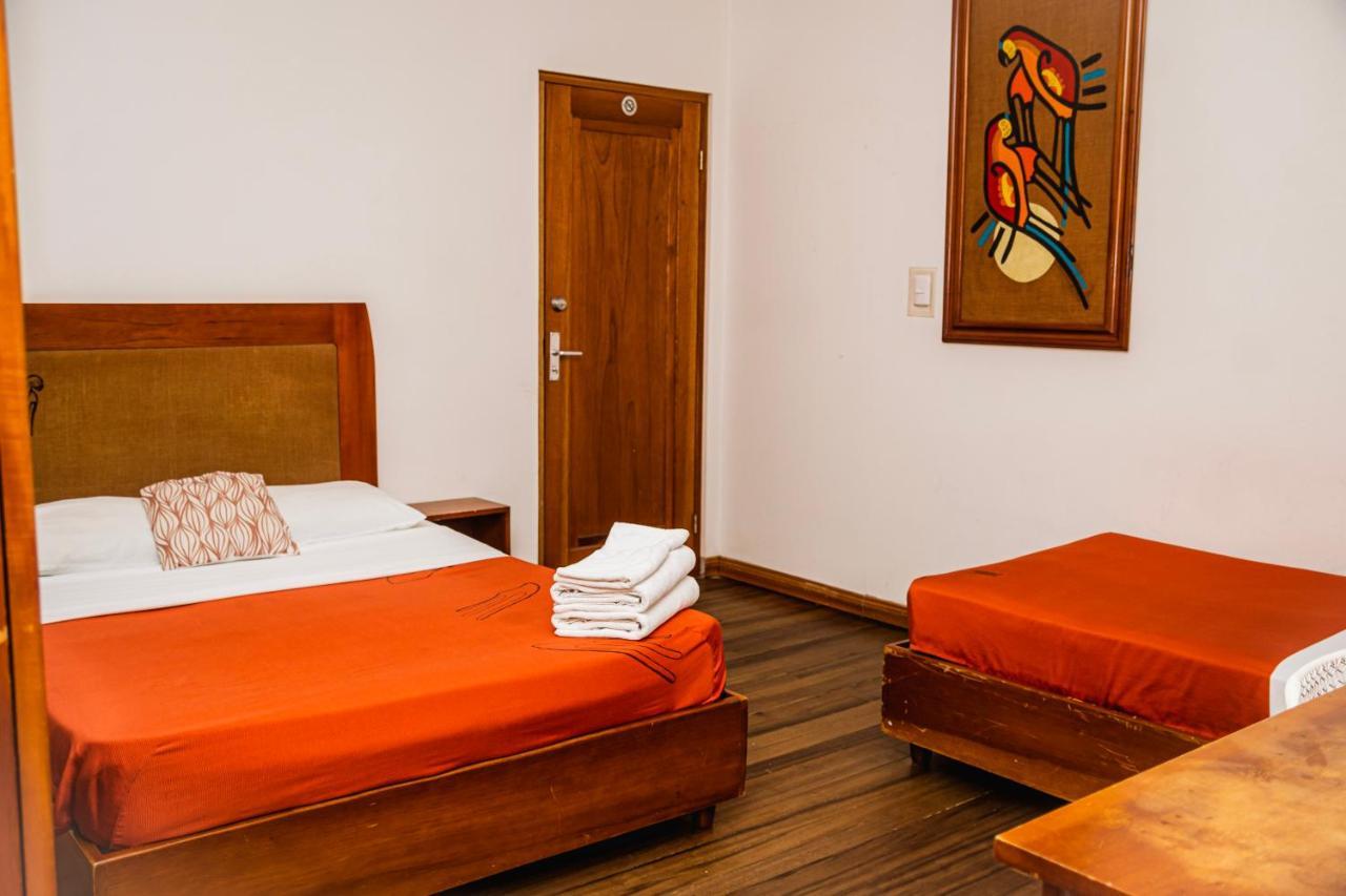 Hotel Luz De Luna San José